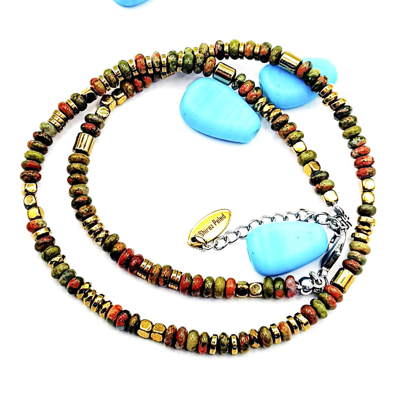 שרשרת אבנים מאת שירז פלד