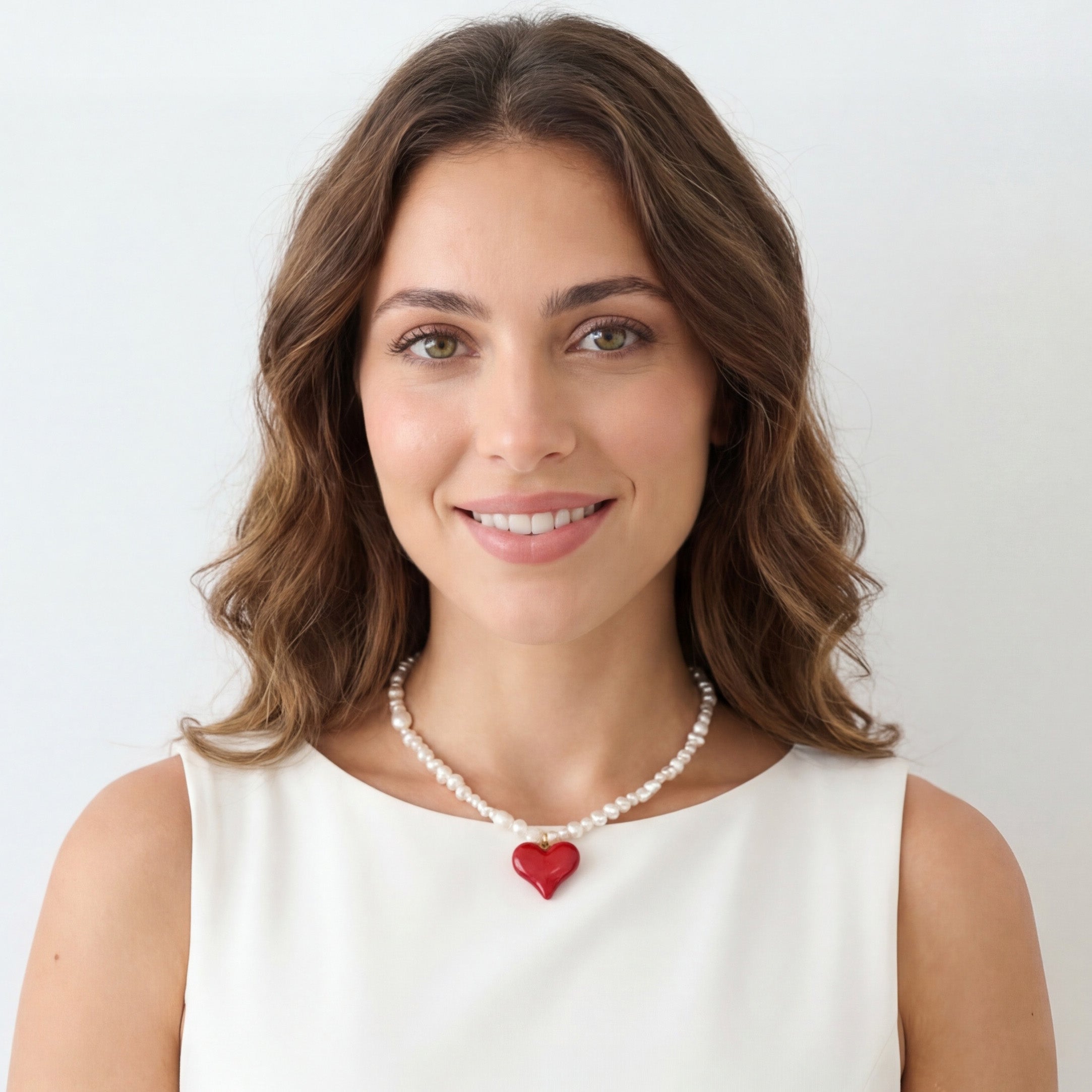 שרשרת רומנטית מאת שירז פלד