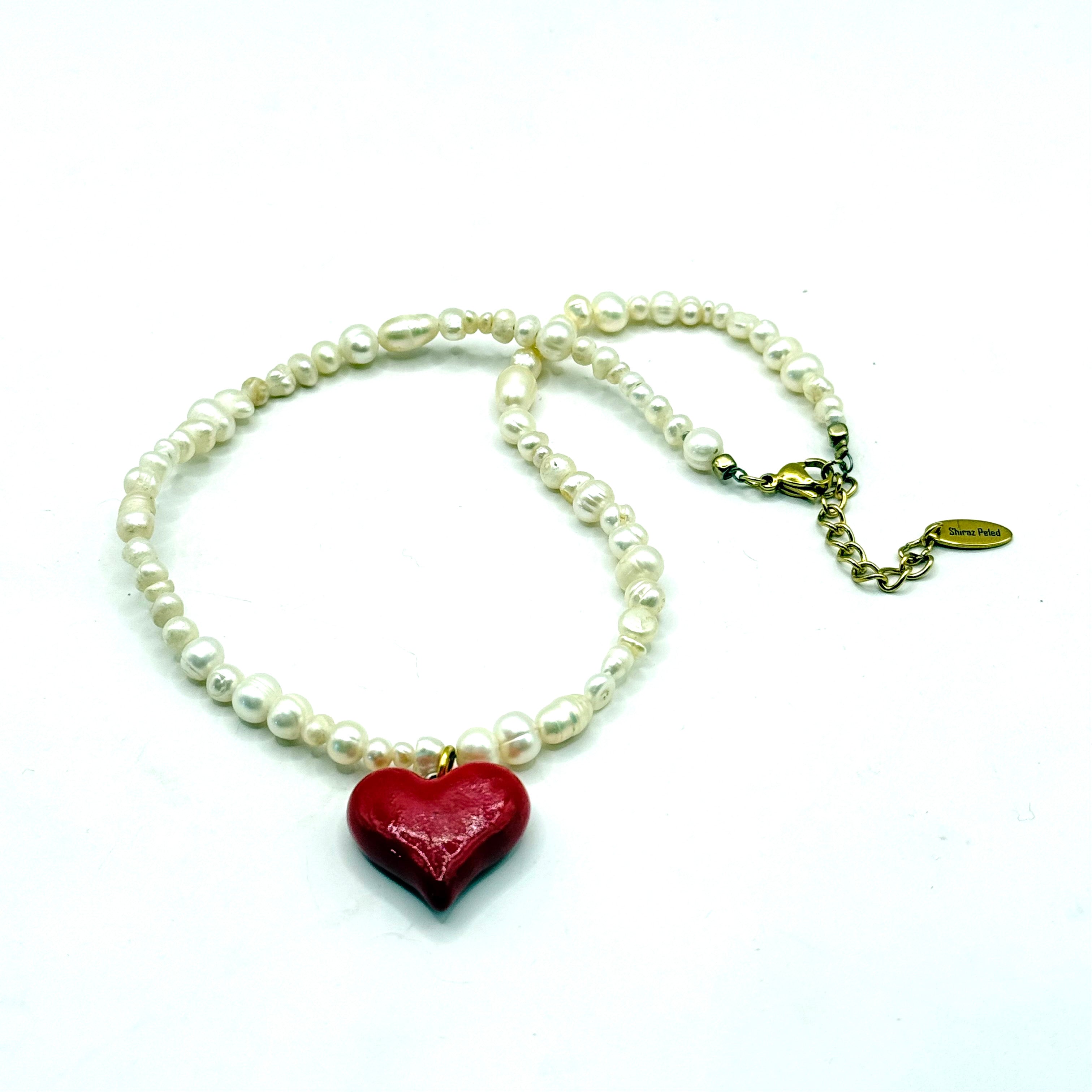 שרשרת רומנטית מאת שירז פלד