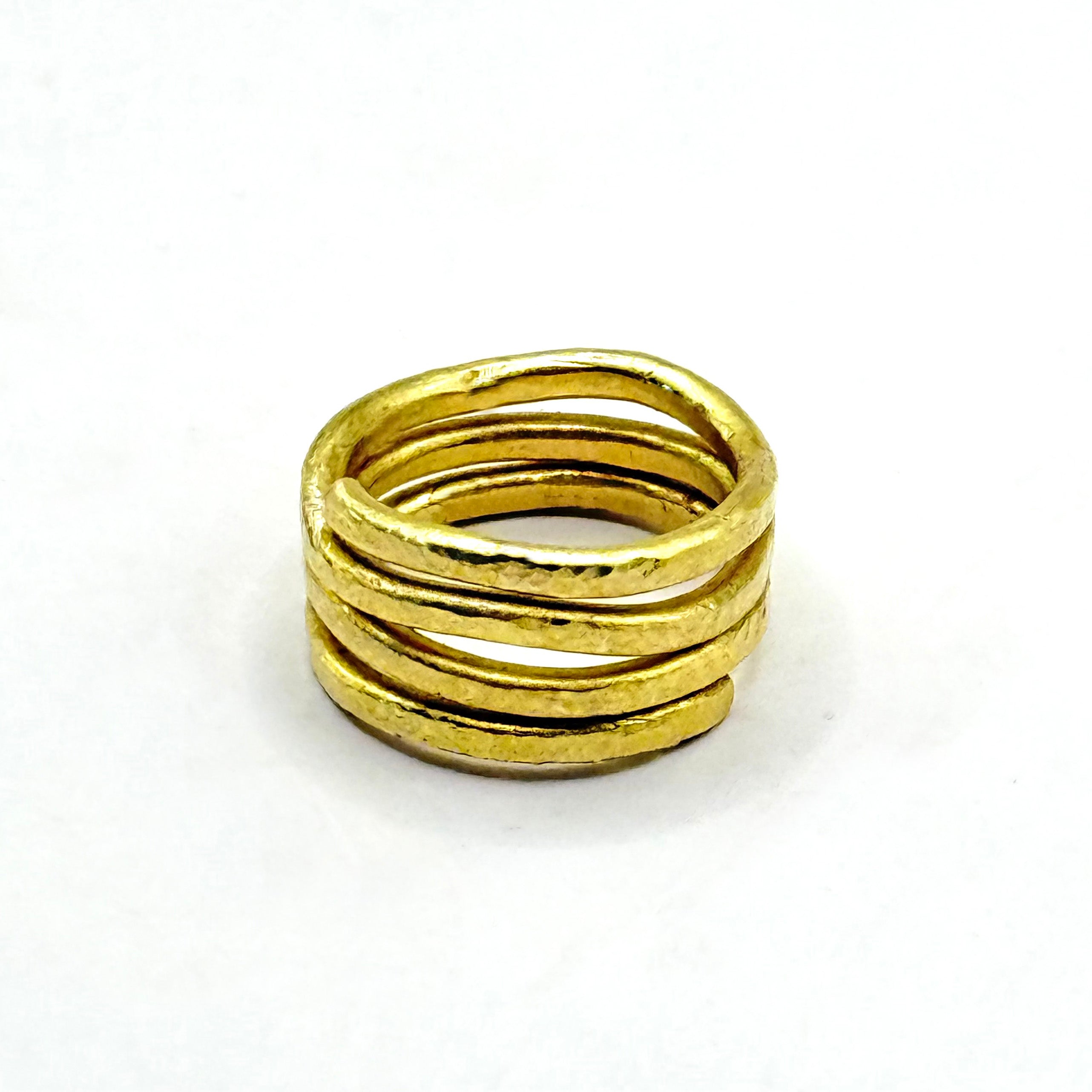 טבעת אטלס מאת שירז פלד