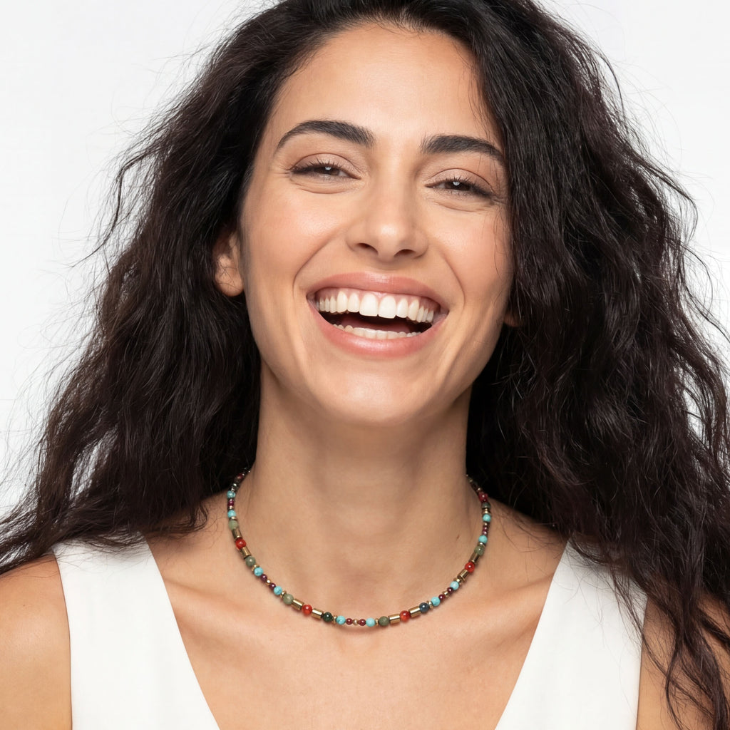 שרשרת אבנים מאת שירז פלד