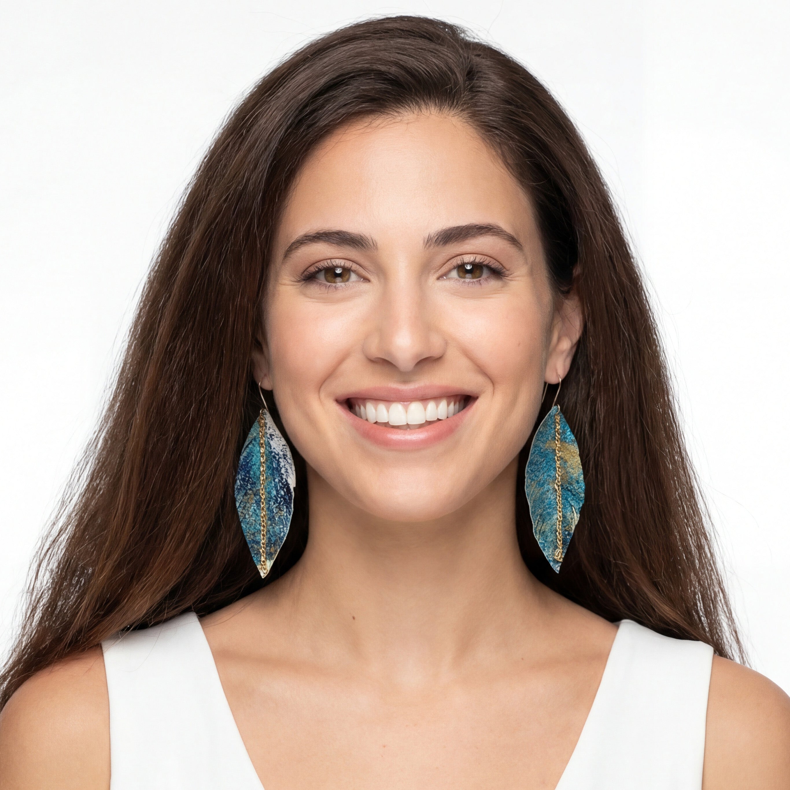 עגילים גדולים מאת שירז פלד