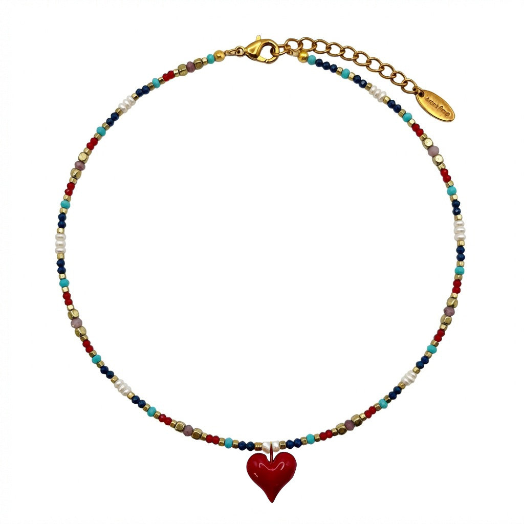 שרשרת פנינים ואבנים עם תליון לב נויה