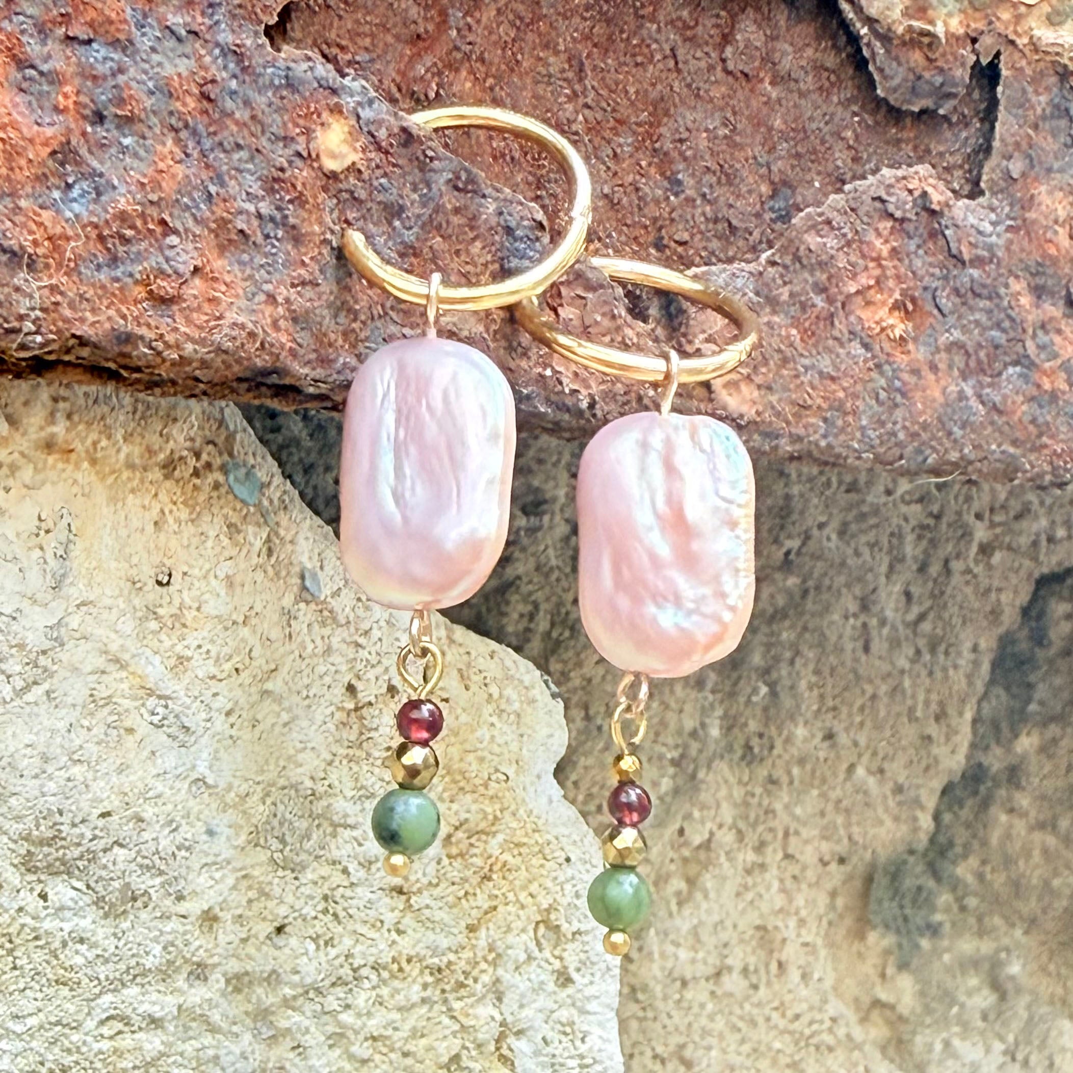 עגילים מאת שירז פלד