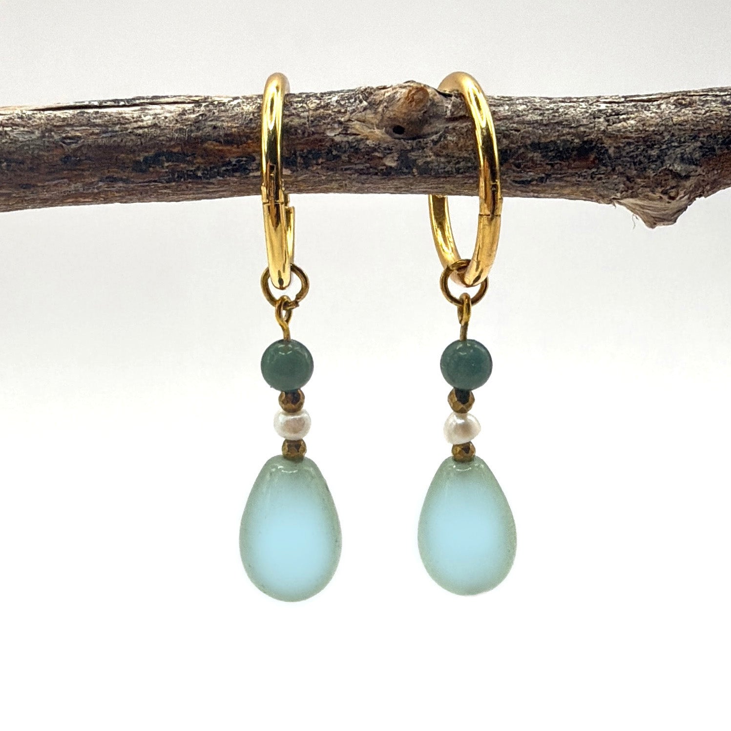 עגילי חישוק וטיפת אוונטורין תמרה