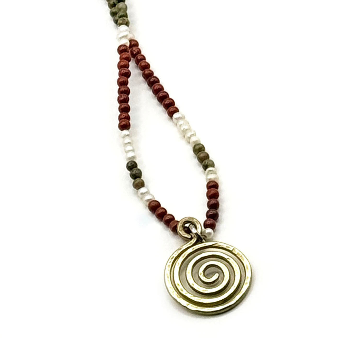 תכשיטים בעבודת יד מאת שירז פלד