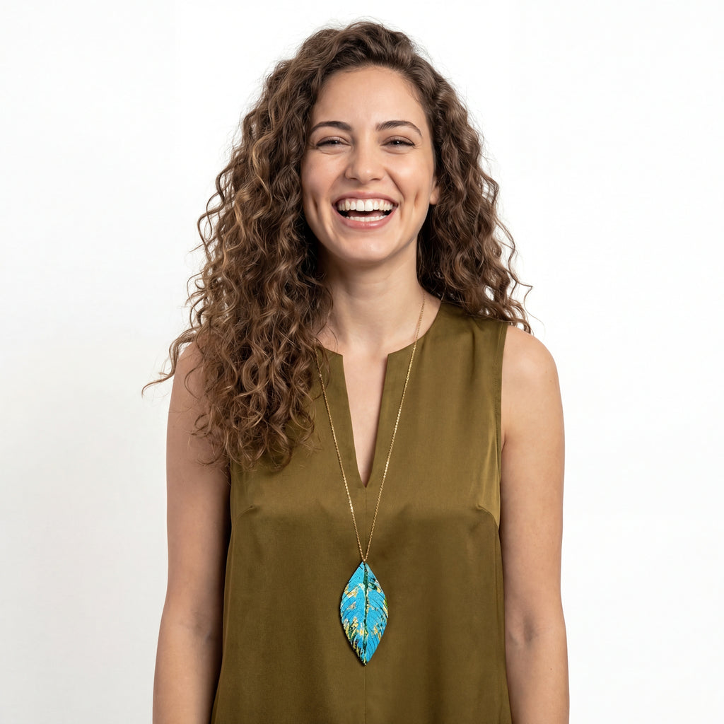 שרשרת נוצה מאת שירז פלד