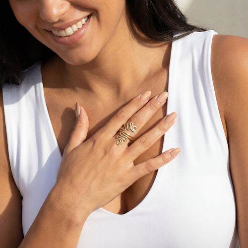 טבעת מאת שירז פלד